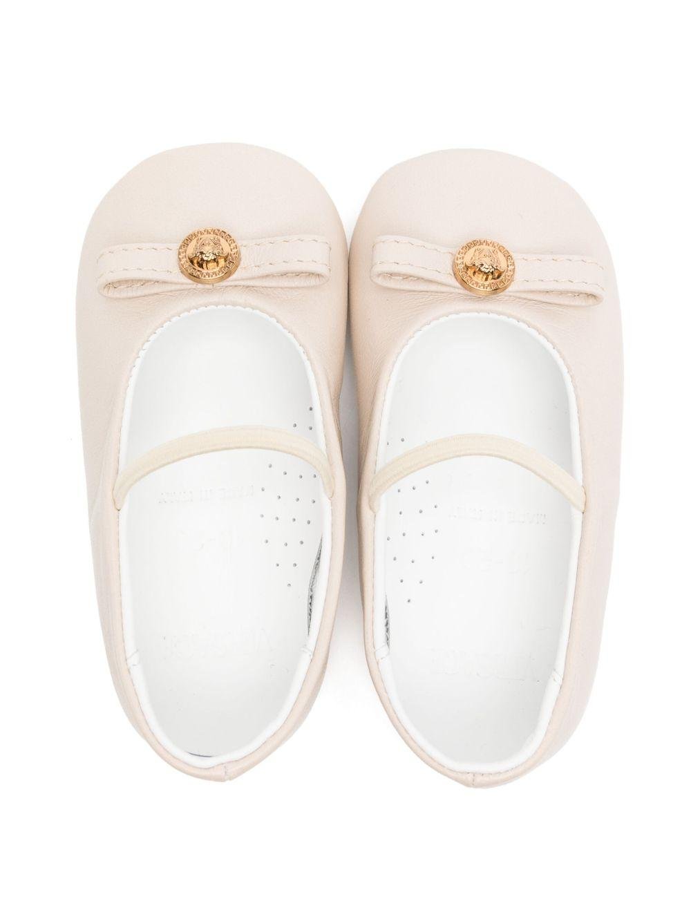 Ballerine per neonata Versace Kids beige con dettaglio fiocco - Rubino Kids