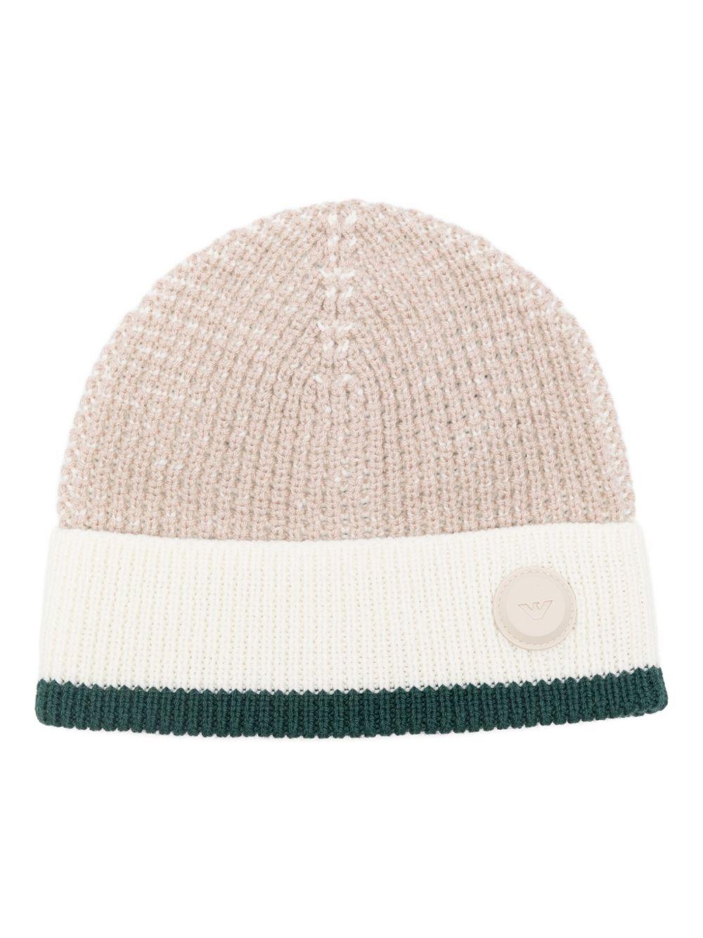 Berretto per bambino Emporio Armani Kids beige con toppa con logo - Rubino Kids