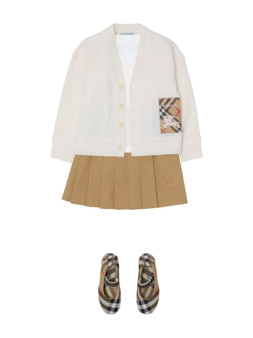 Cardigan per neonato Burberry Kids bianco in lana con applicazione logo - Rubino Kids