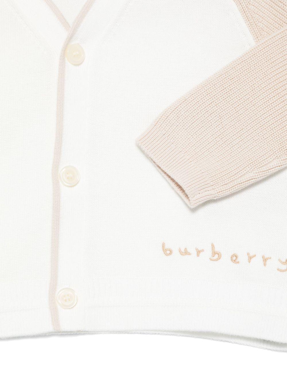 Cardigan per neonato Burberry Kids Ginny Moss bianco con maniche lunghe a contrasto - Rubino Kids