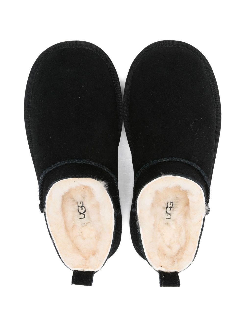 Ciabatte per bambina UGG Kids nere con fodera in pelliccia cruelty - free - Rubino Kids