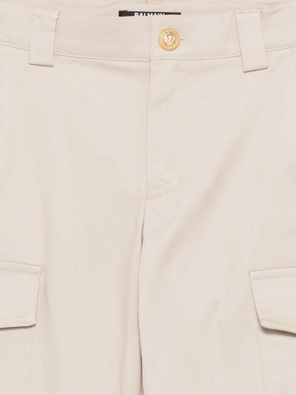 Pantaloni cargo per bambino Balmain Kids beige con bottoni color oro BY6R00 G0197 107 BALMAIN KIDS