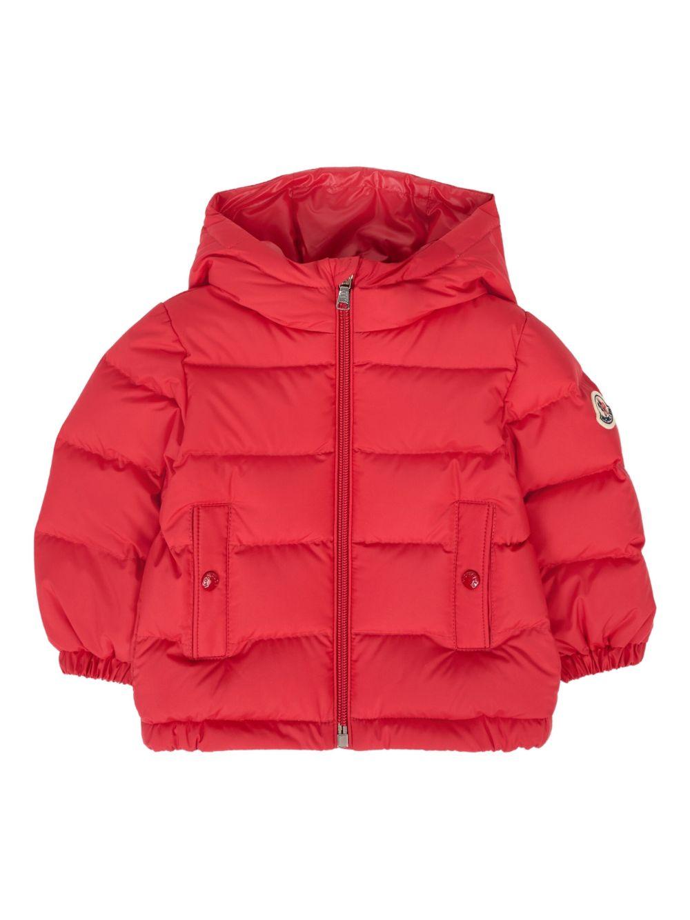 Giubbino per neonato Moncler Enfant rosso con design trapuntato K29511A00024597YW 457 MONCLER ENFANT