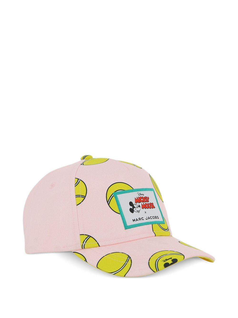 Cappello per bambina The Marc Jacobs Kids x Mickey Mouse rosa con stampa palline da tennis W60840 475 THE MARC JACOBS KIDS