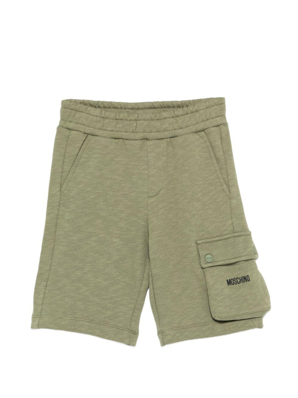 Shorts per bambino Moschino Kids verde con logo sul davanti HUQ02QLCA88 30037 MOSCHINO KIDS