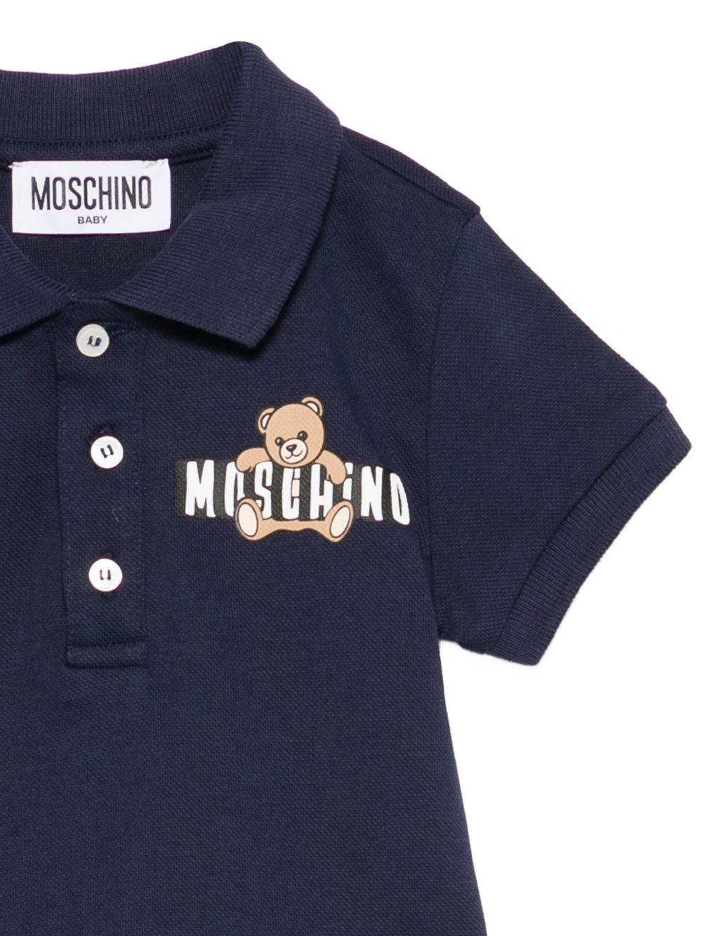 T-shirt per neonato Moschino Kids blu con logo sul davanti MUM04JLFA09 40016 MOSCHINO KIDS