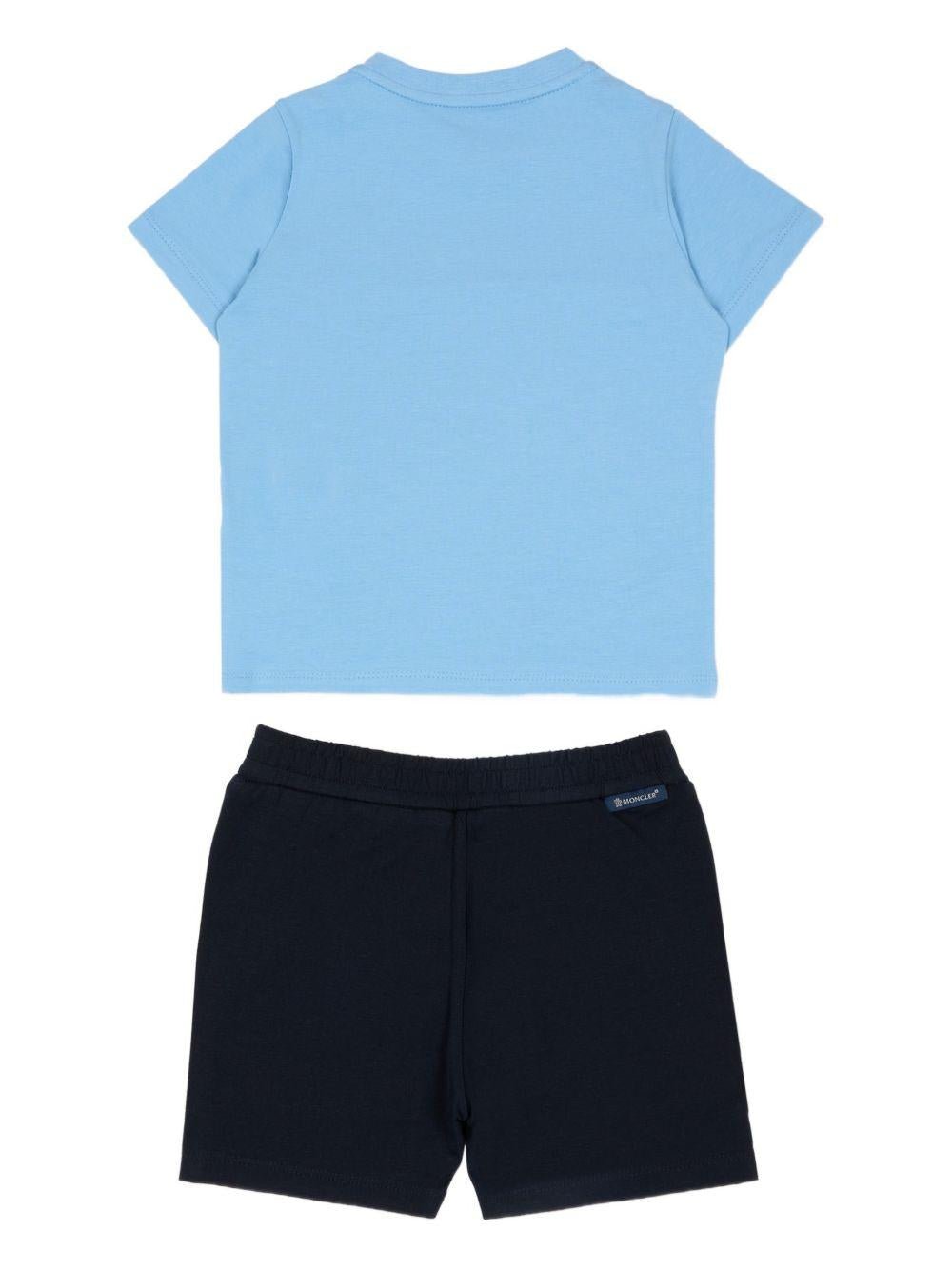 Set t-shirt e shorts per neonato Moncler Enfant multicolore con stampa logo sul davanti - Rubino Kids