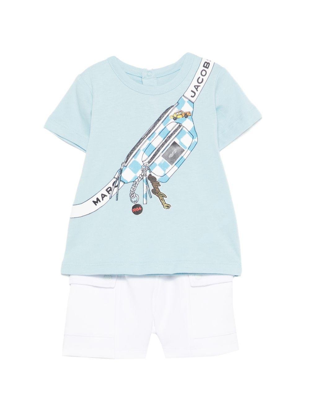 Set t-shirt e shorts per neonato The Marc Jacobs Kids azzurro con stampa grafica sul davanti - Rubino Kids