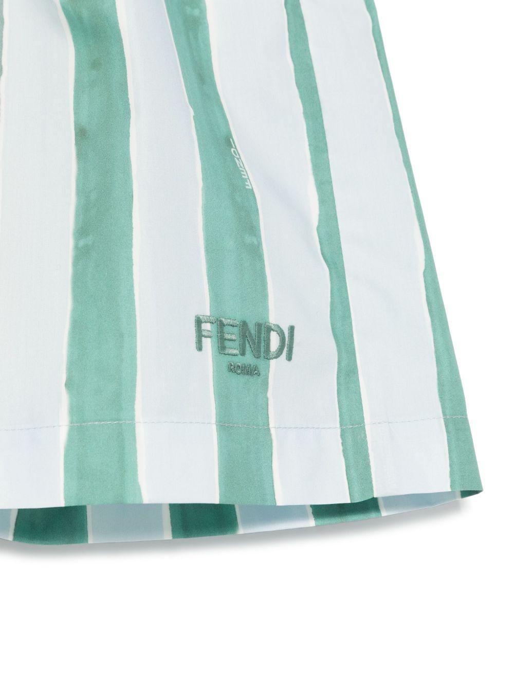Shorts per bambino Fendi Kids bianco a righe verticali verdi - Rubino Kids
