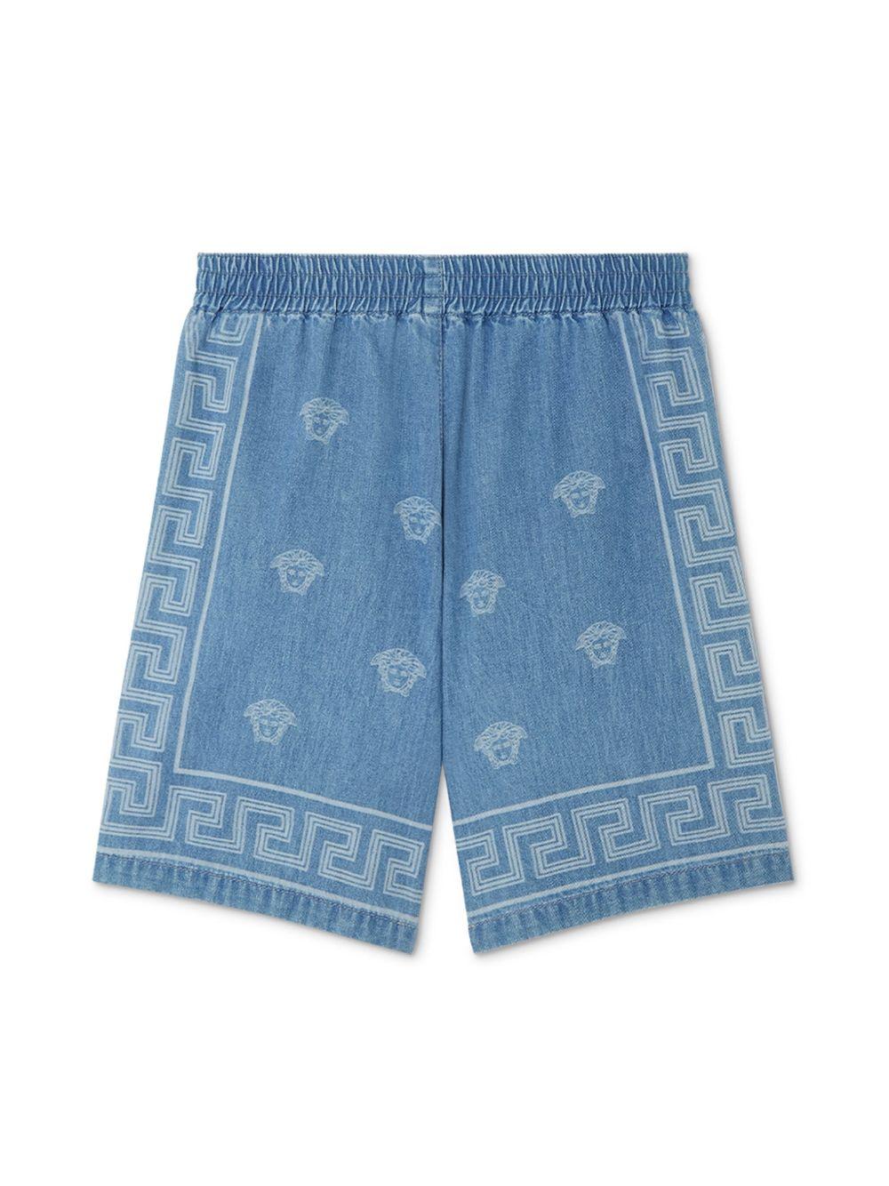 Shorts per bambino Versace Kids Medusa Bandana in denim con motivo testa di Medusa - Rubino Kids