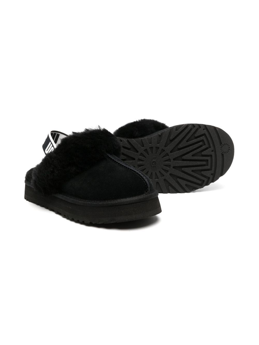 Slippers per bambina UGG Kids Funkette nero con fascia con logo stampato - Rubino Kids