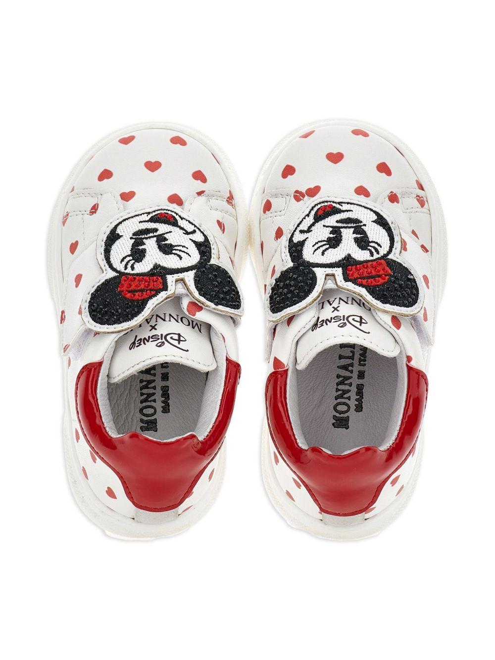 Sneakers per bambina Monnalisa bianche con motivo a cuori rossi - Rubino Kids