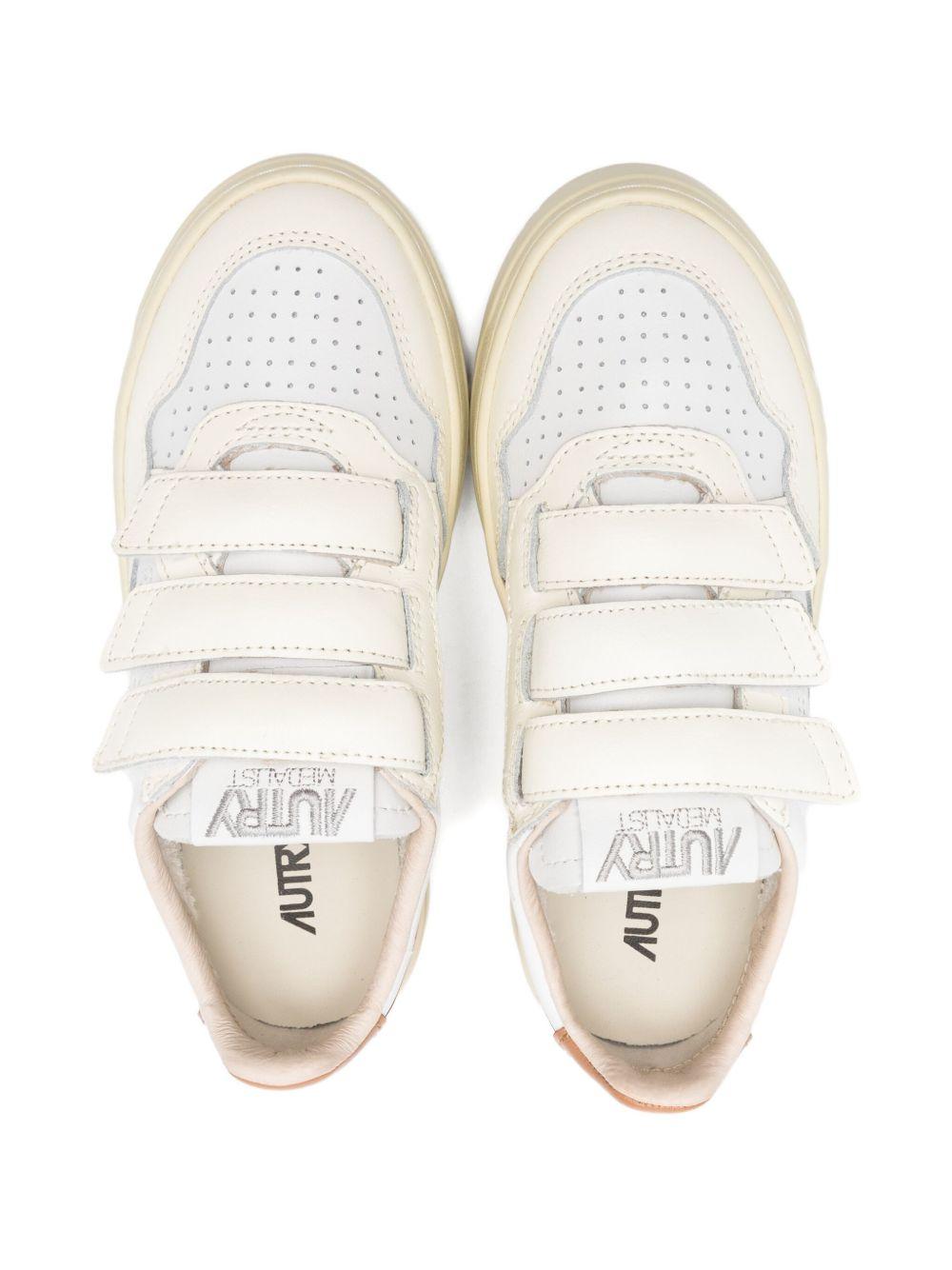 Sneakers per bambini Autry Kids bianco in pelle Medalist - Rubino Kids