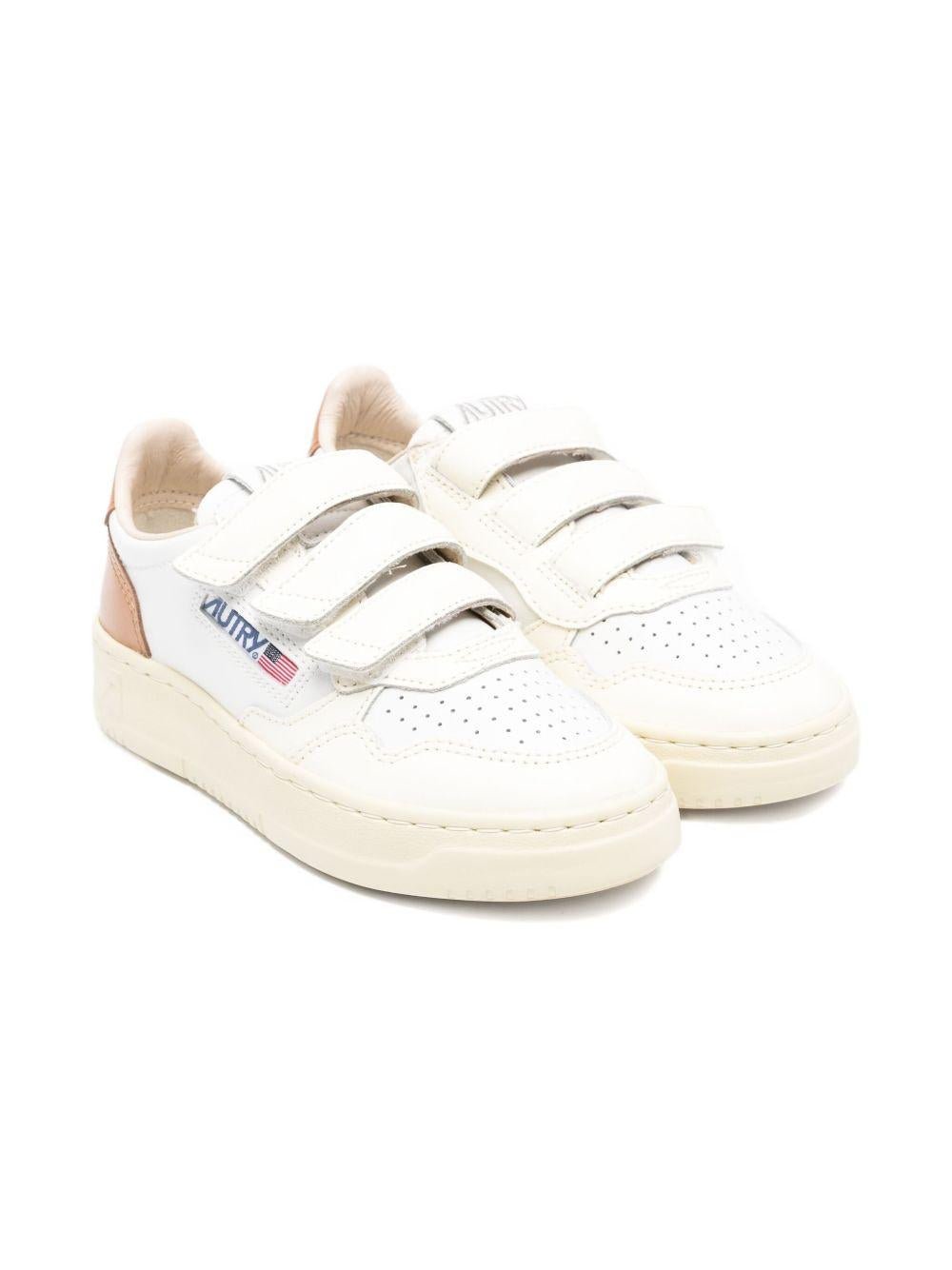 Sneakers per bambini Autry Kids bianco in pelle Medalist - Rubino Kids