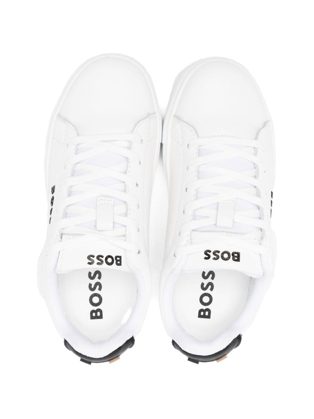 Sneakers per bambino Boss Kids bianche con logo sulla linguetta - Rubino Kids
