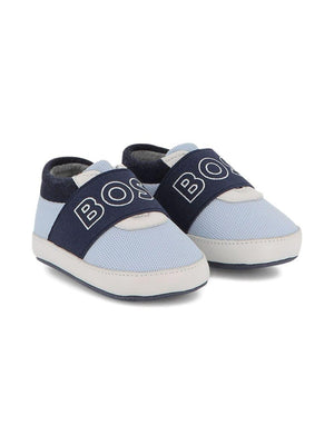 Sneakers per neonato BOSS Kids azzurre con fascia elasticizzata
