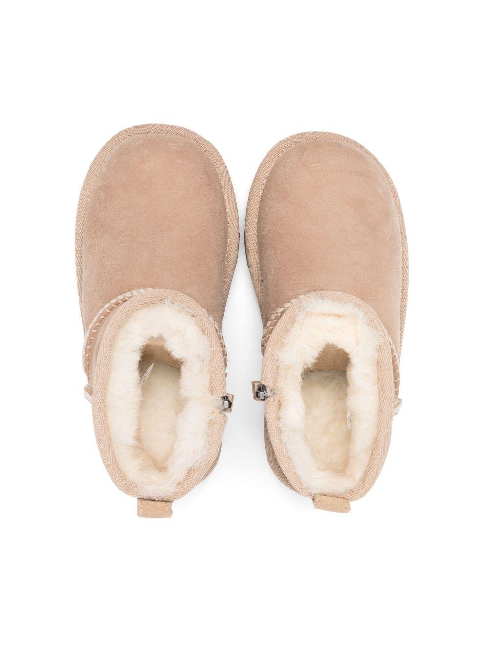 Stivali Toddler's Classic Ultra Mini per bambina beige con linguetta sul tallone - Rubino Kids
