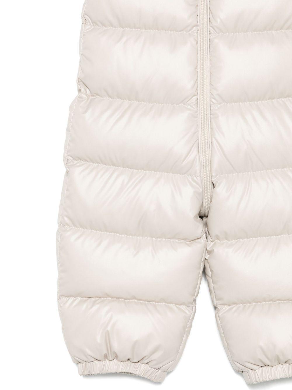 Tuta da neve per neonati Moncler Enfant beige trapuntata con cappuccio - Rubino Kids