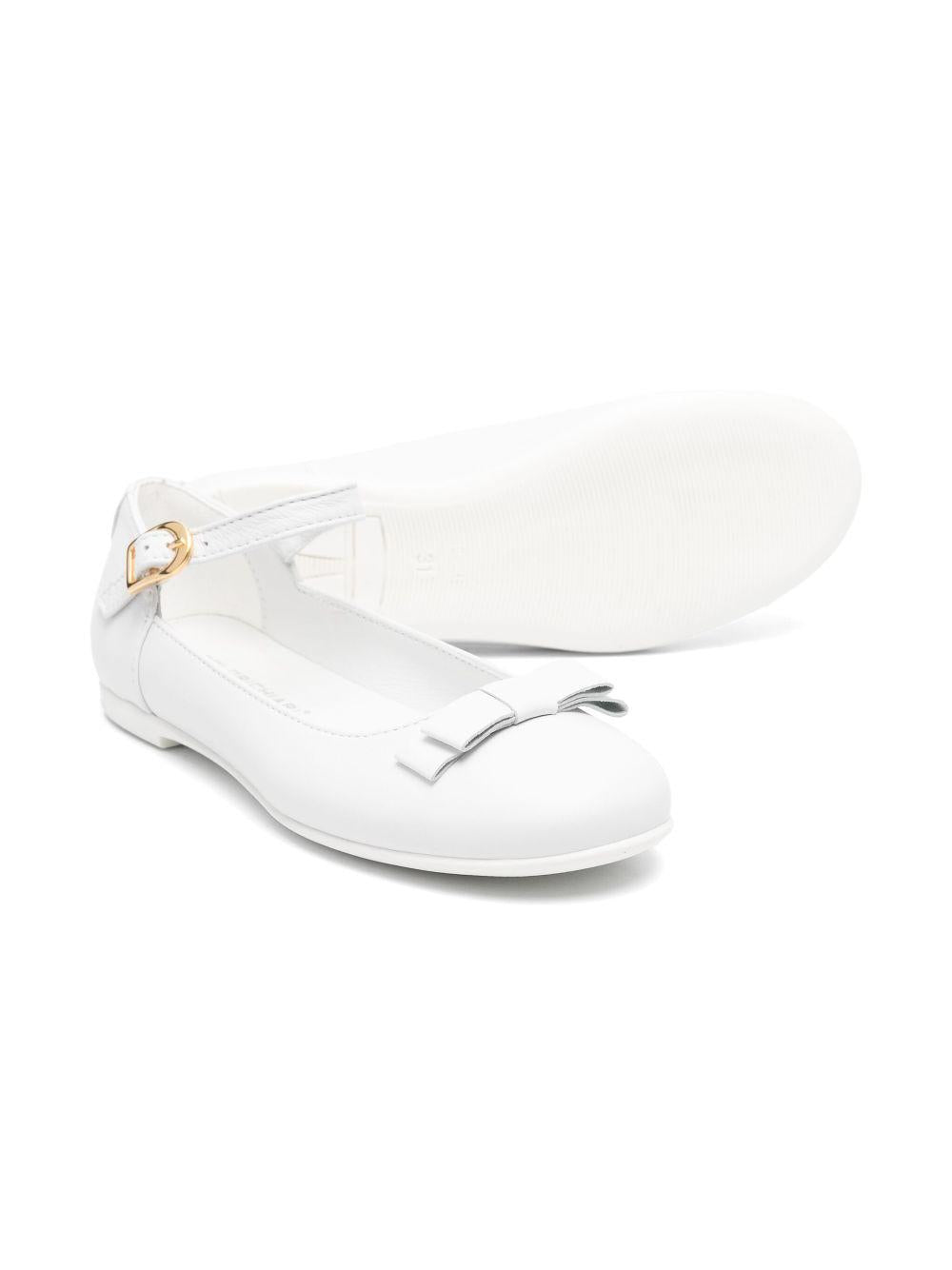 Ballerine per bambina Colorichiari bianco con fiocco con chiusura alla caviglia con fibbia - Rubino Kids