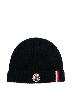 Moncler Enfant blue ribbed baby hat with applique