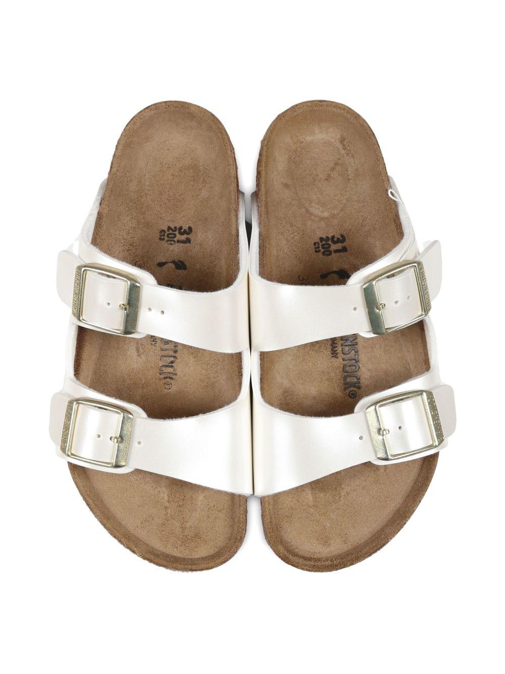 Ciabatte per bambina Birkenstock Kids Arizona bianche con doppia chiusura con fibbia - Rubino Kids