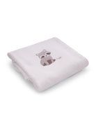 Coperta per neonati Il Gufo bianca con ricamo procione sul davanti - Rubino Kids