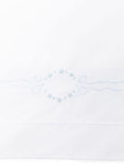 Coperta ricamata per neonati Mariella Ferrari bianco con dettagli azzurri - Rubino Kids