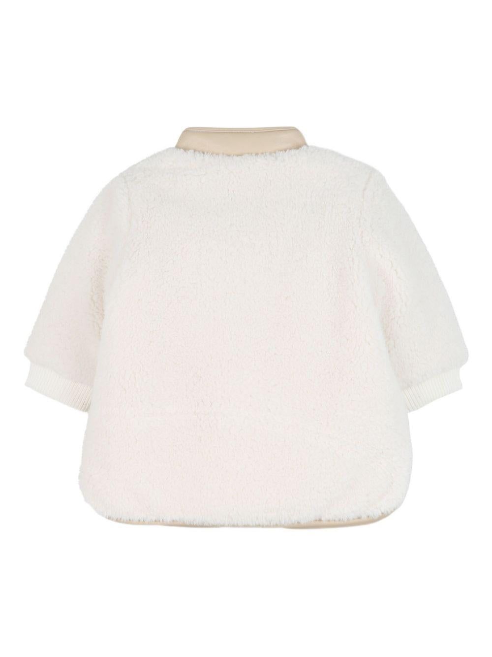 Giubbino per neonata Chloé Kids bianca con chiusura frontale con bottoni a pressione - Rubino Kids