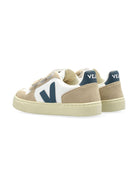 Sneakers per bambini VEJA Kids color sabbia con applicazione logo CV0520617C SMALL V-10 VEJA KIDS 