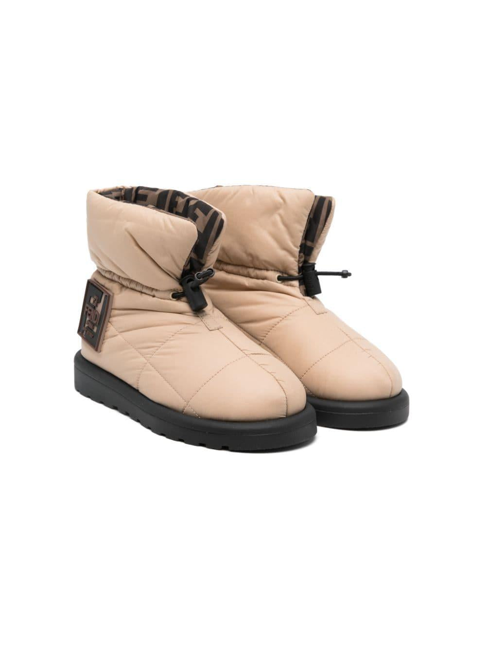 Stivali per bambina Fendi Kids beige con design imbottito JMR491 AOSW F1GAZ FENDI KIDS 