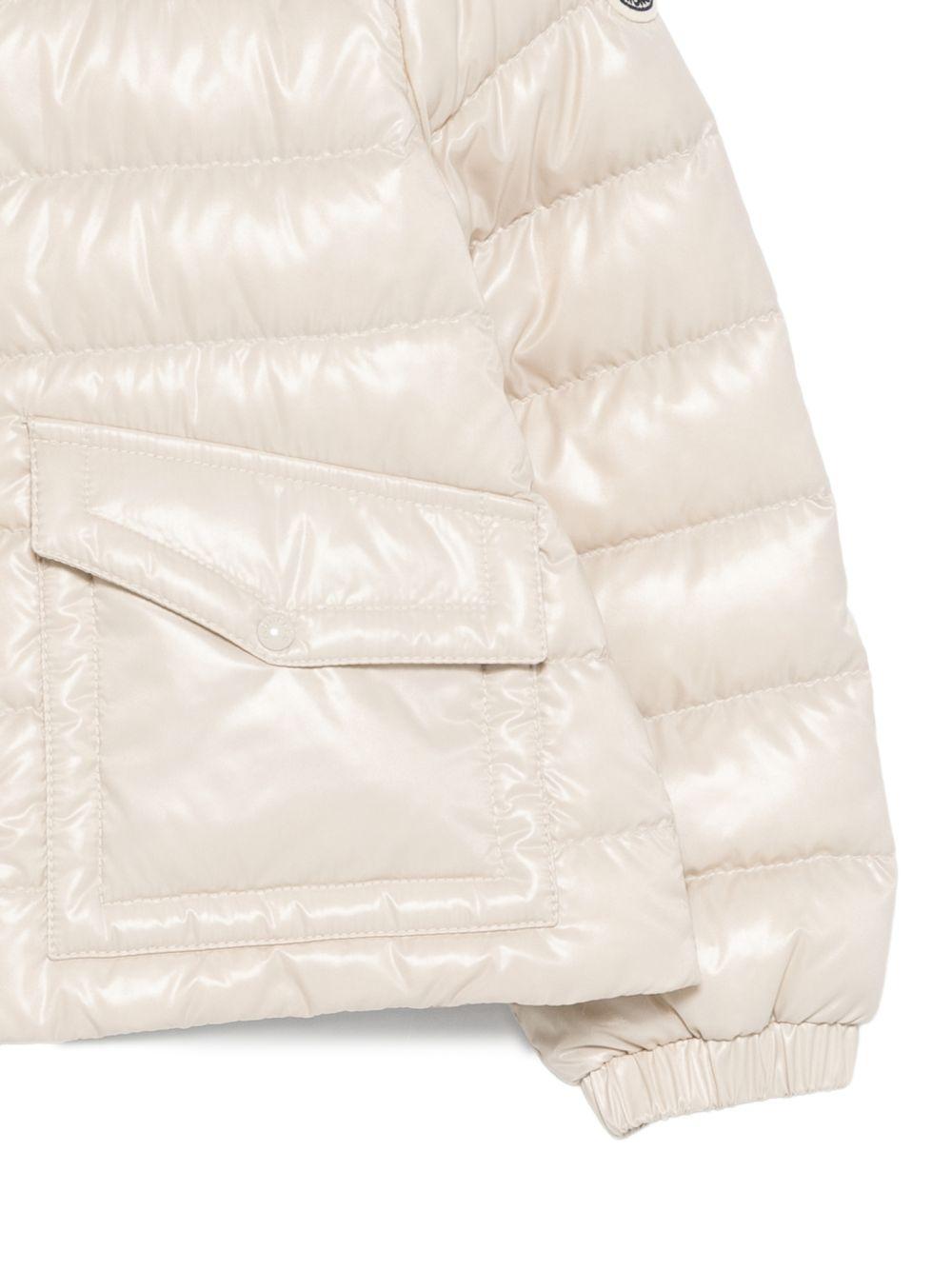 Giubbino per bambina Moncler Kids bianco con cappuccio L19541A00022597Z8 20N MONCLER ENFANT 