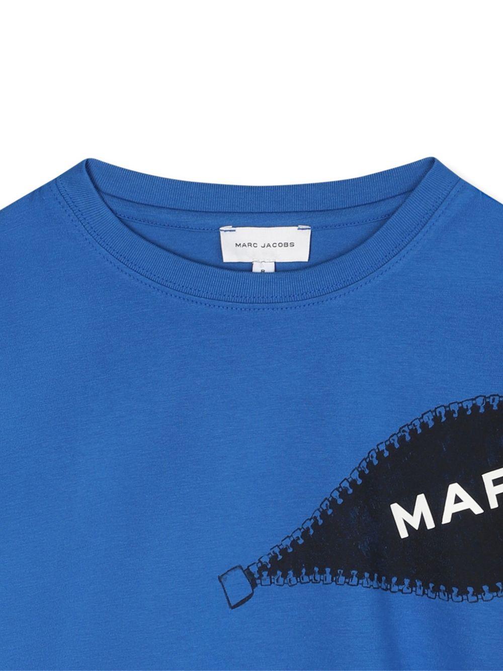 T-shirt per bambino Marc Jacobs Kids blu con stampa logo sul davanti W60637 872 THE MARC JACOBS KIDS 