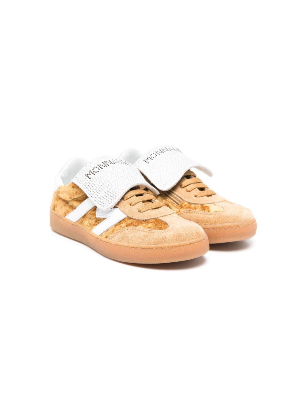 Sneakers per bambina Monnalisa marrone con logo di strass 87D014 4F22 0005 MONNALISA 