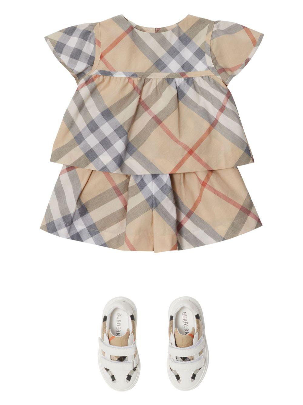 Shorts a quadri per neonata Burberry Kids beige con taglio straight 8089751 A2205 BURBERRY KIDS 