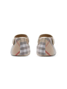 Ballerine primi passi per neonata Burberry Kids Mary Jane beige con motivo a quadri 8090482 A2205 BURBERRY KIDS 