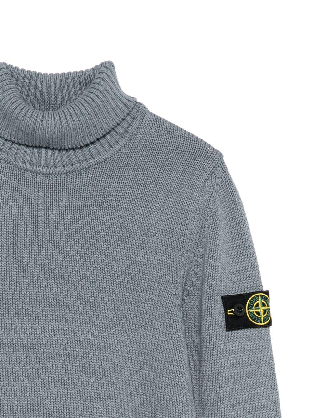 Maglione per bambino Stone Island Junior grigio con applicazione con logo K2S165100018S01A2 V0064 STONE ISLAND JUNIOR 