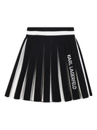 Minigonna plissè per bambina Karl Lagerfeld Kids nera con righe bianche a contrasto Z30589 M41 KARL LAGERFELD KIDS 
