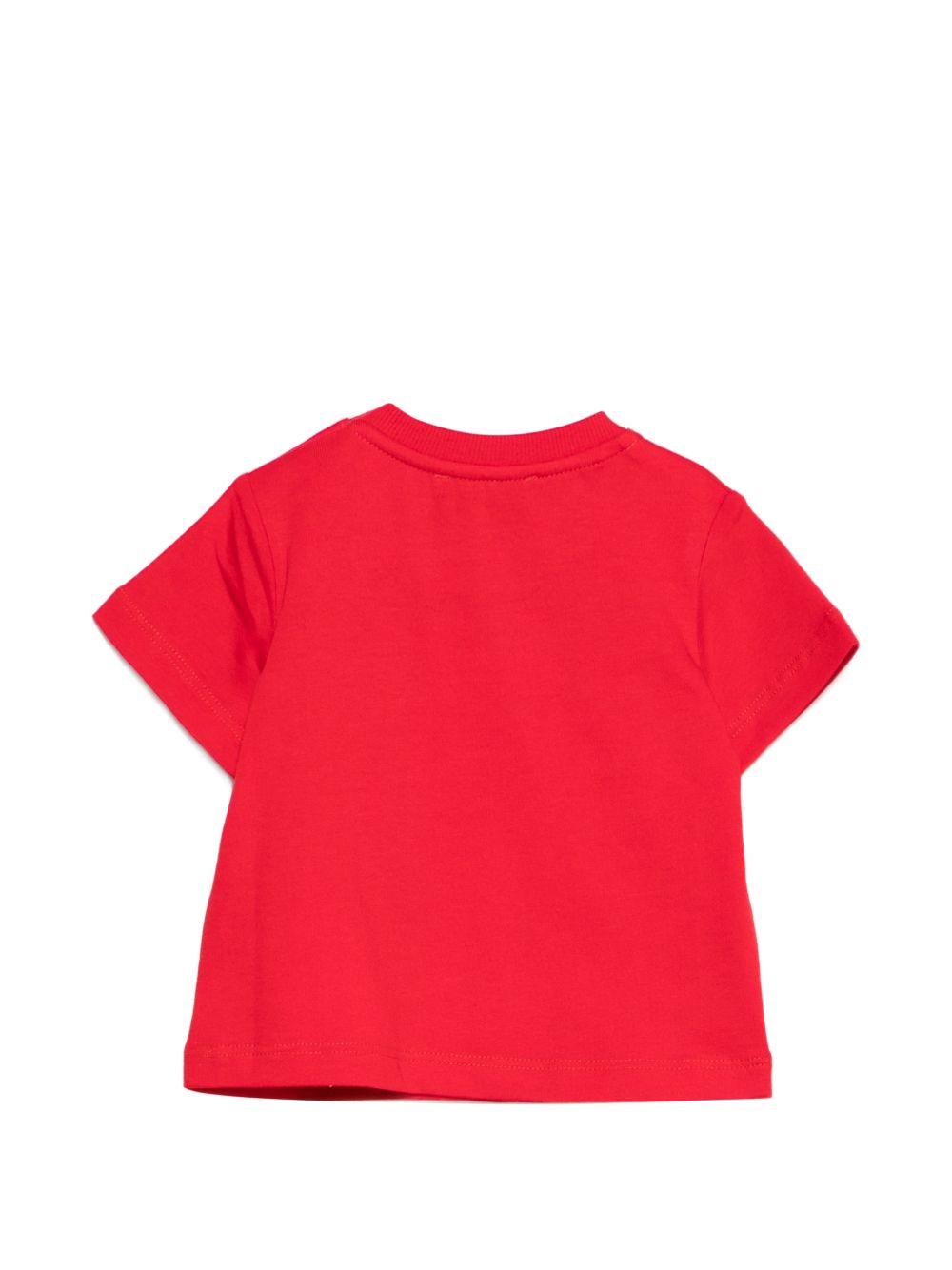 T-shirt per neonati Moschino Kids rossa con dettagli in rilievo MVM047LAA24 50109 MOSCHINO KIDS 