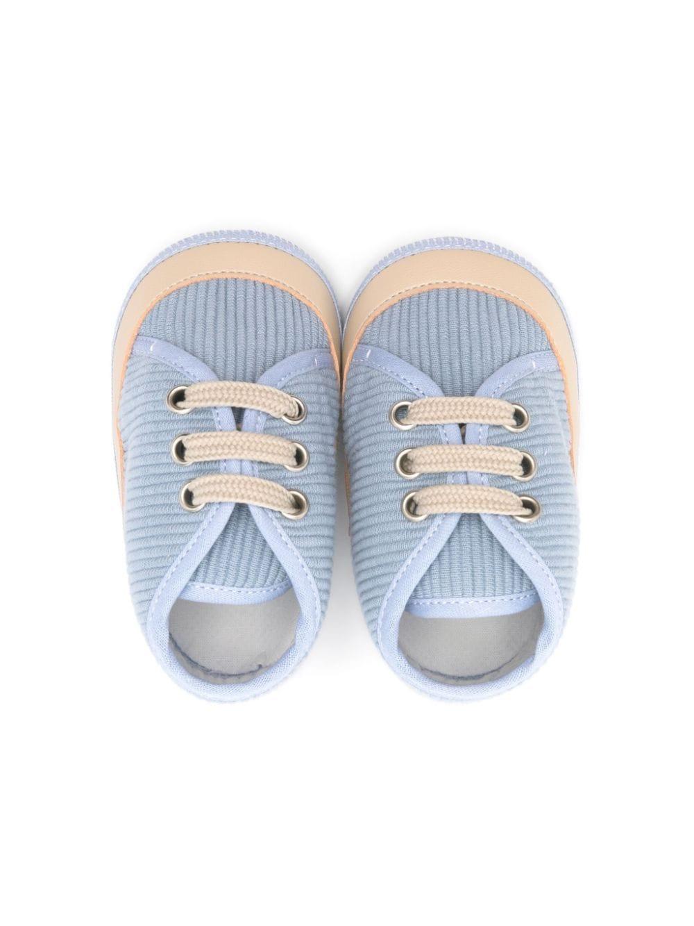 Sneakers azzurre per neonato con punta a contrasto Colorichiari MN9578804731 50 COLORICHIARI 