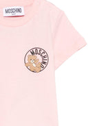 T-shirt per neonata Moschino Kids rosa con logo sul davanti MUM04SLAA03 50209 MOSCHINO KIDS 