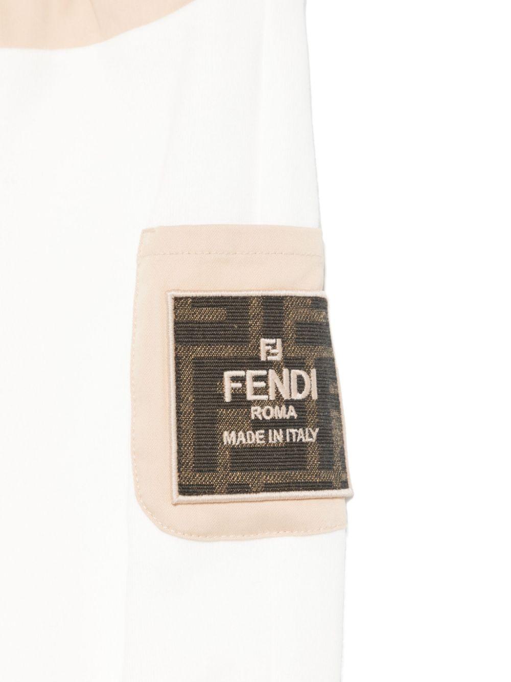 Pantaloni per neonati Fendi Kids bianco con tasca con logo sulla gamba BMF245 ADEH F1P2P FENDI KIDS 