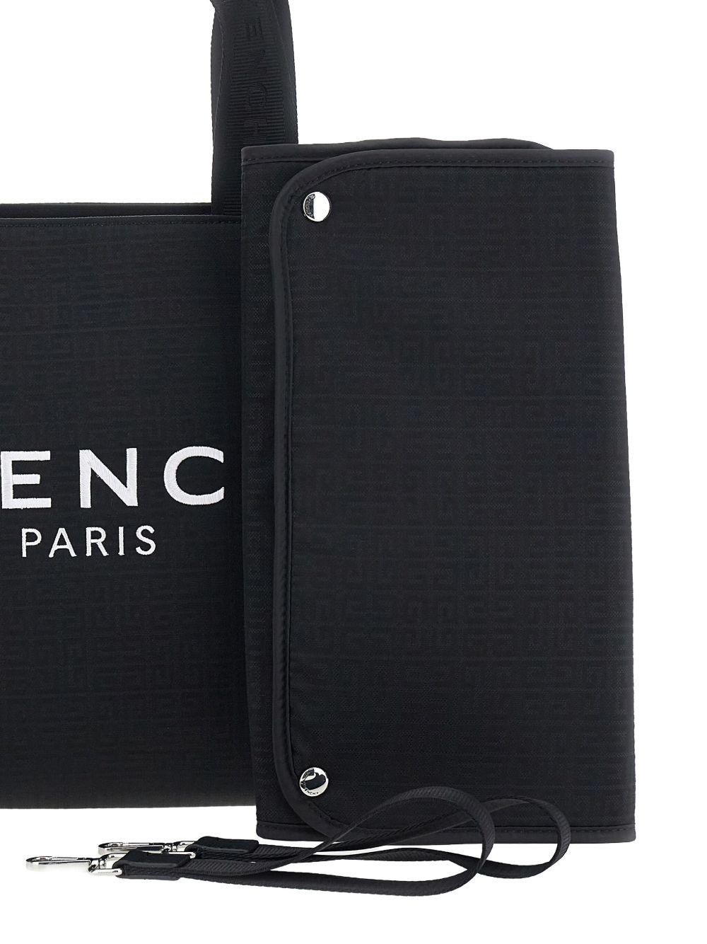 Borsa fasciatoio per neonati Givenchy Kids blu con logo ricamato sul davanti H30857 09B GIVENCHY KIDS 