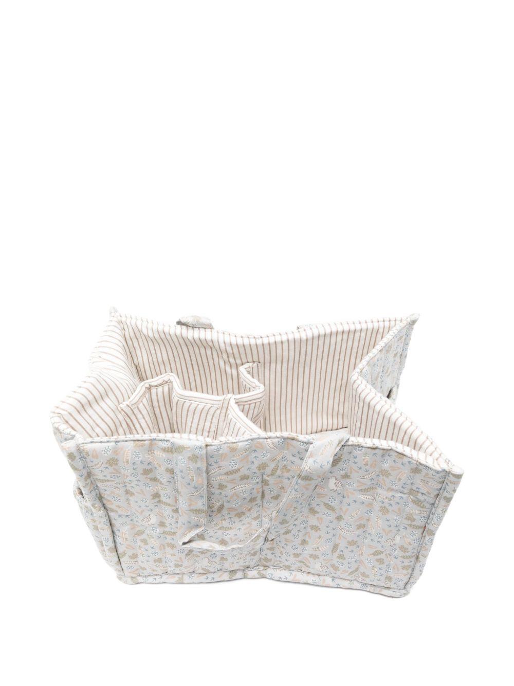 Borsa fasciatoio per neonati Avery Row bianco trapuntata con stampa del logo NCANTR NATURE TRAIL AVERY ROW 