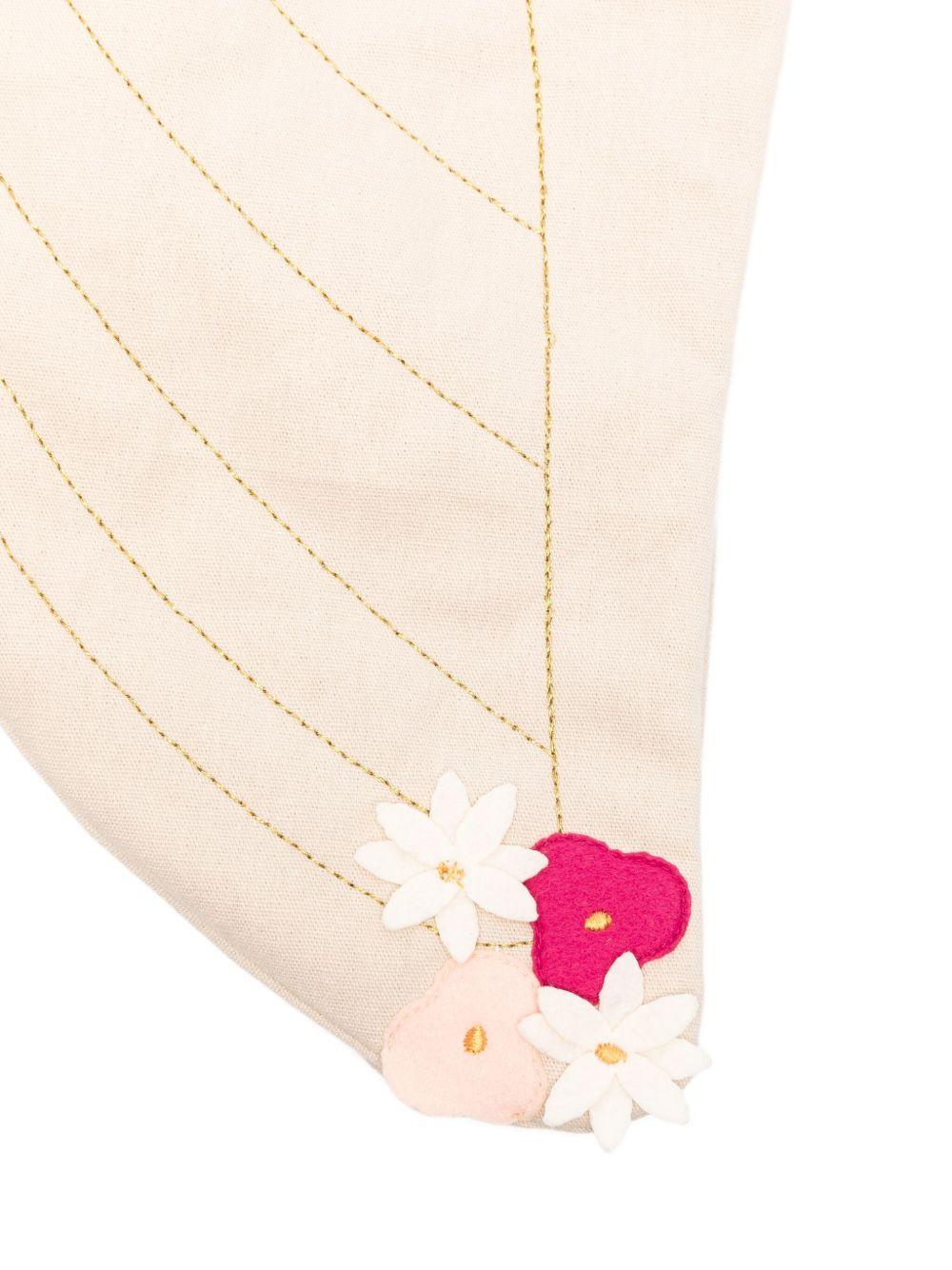 Ali giocattolo per bambina Avery Row beige con applicazione di fiori DUSFLO FLOWER FAIRY AVERY ROW 