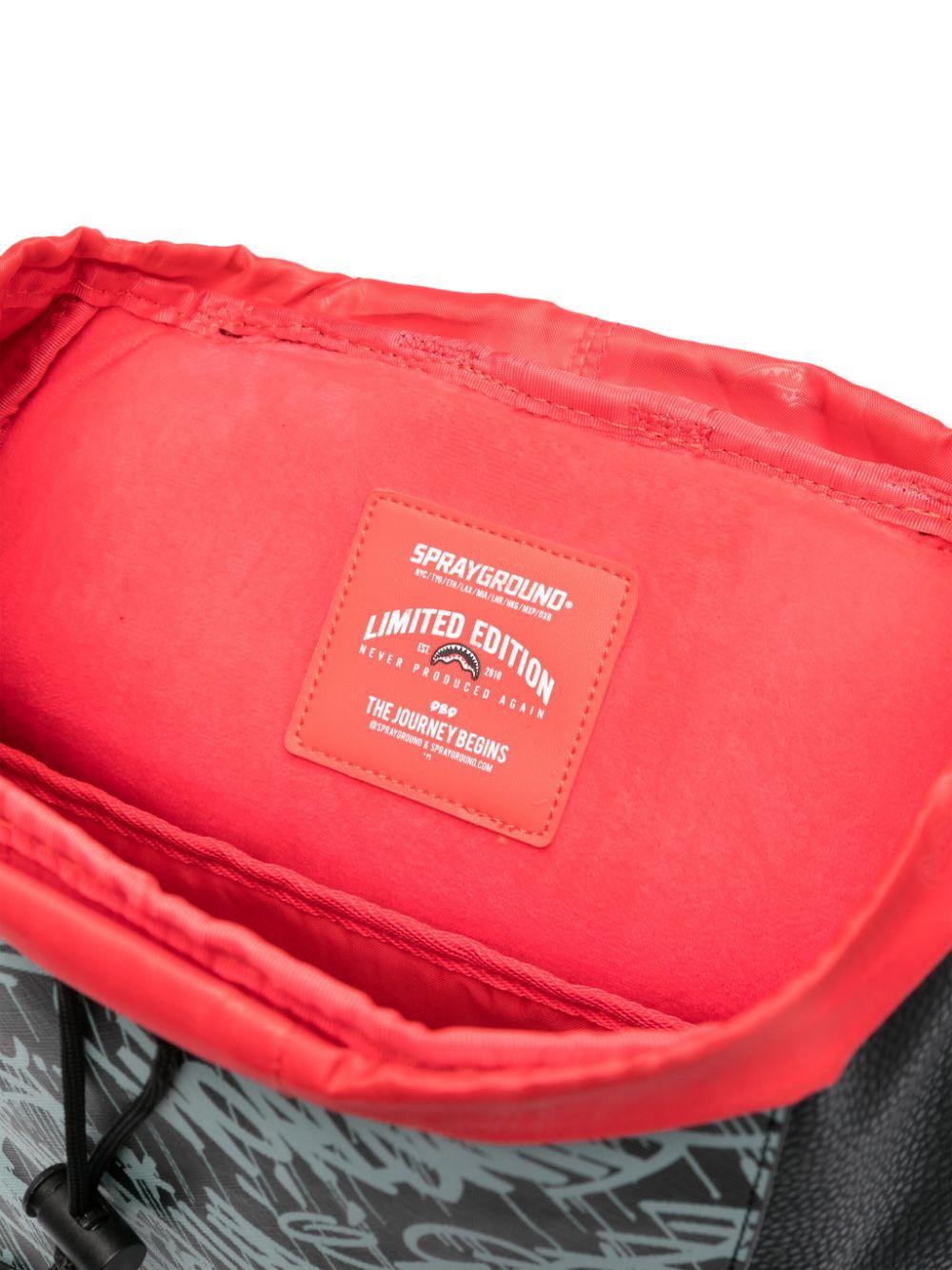 Zaino con stampa graffiti per bambino sprayground kid nero con due spallacci imbottiti 910B6492 NSZ SPRAYGROUND 