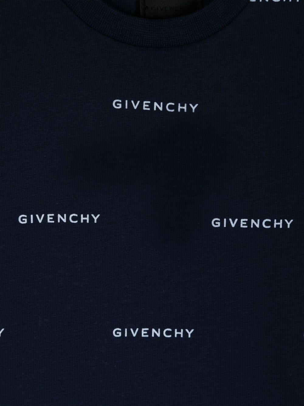 T shirt per neonati blu con logo Givenchy bianco stampato in all-over con font dritto H30579 85T GIVENCHY KIDS 