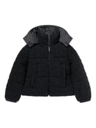 Giubbino per bambina Moncler Enfant nero con texture teddy K29541A0009389B68 999 MONCLER ENFANT 