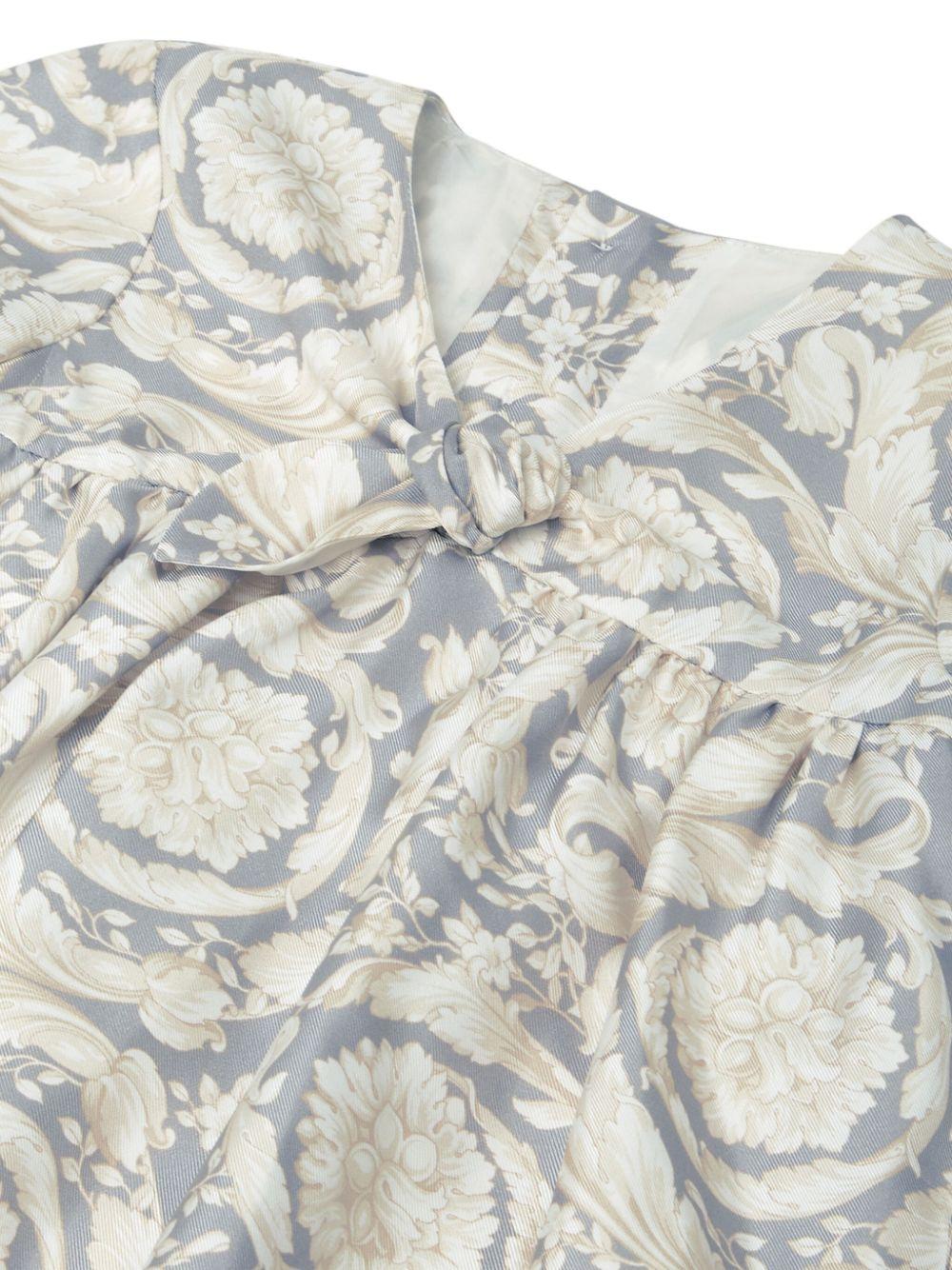 Abito per neonata Versace Kids grigio con stampa Barocco 10186881A11195 5E340 VERSACE KIDS 
