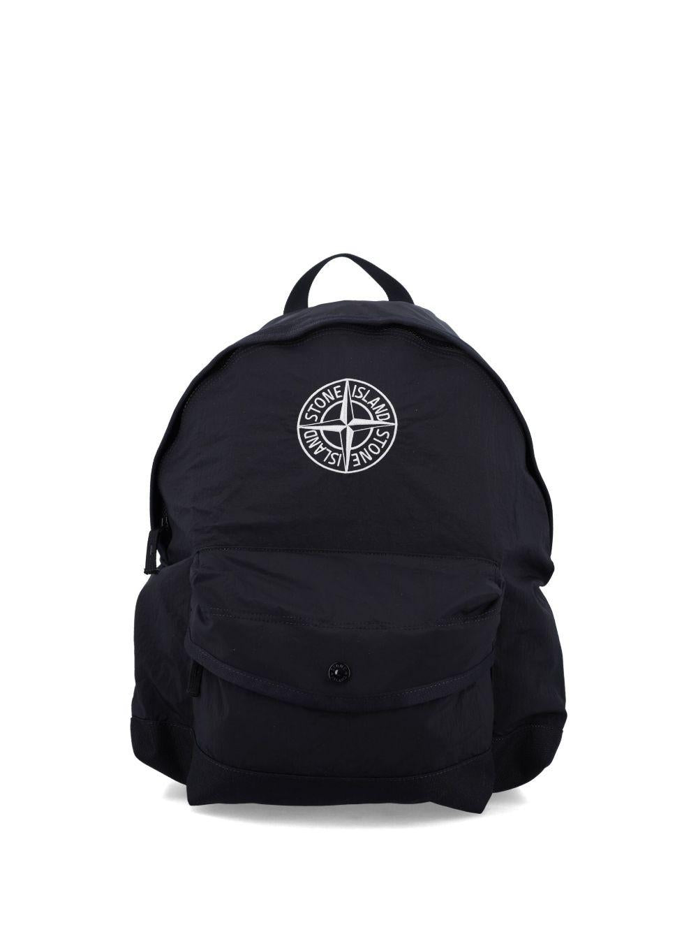 Zaino Compass per bambino Stone Island Junior nero con  tasca frontale con zip K2S169200002S0064 V0029 STONE ISLAND JUNIOR 