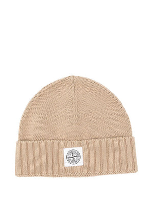 Berretto per bambino Stone Island Junior beige con toppa con logo